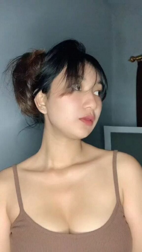 Cewek Indo Cantik Keturunan Cina Ketagihan Duda Yang Rudal Nya Gede New Viral 2025 Hot